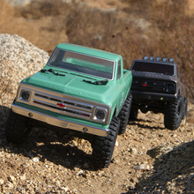Load image into Gallery viewer, 1/24 SCX24 1967 Chevrolet C10, 4WD, RTR (Includes batttery &amp; charger): Green
