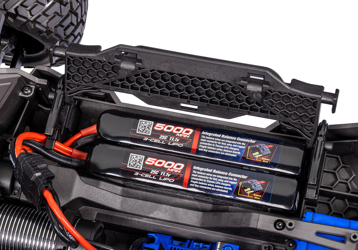 Traxxas 1/8 Maxx Slash 6s Short Course Truck: Blue (102076-4-Blue)