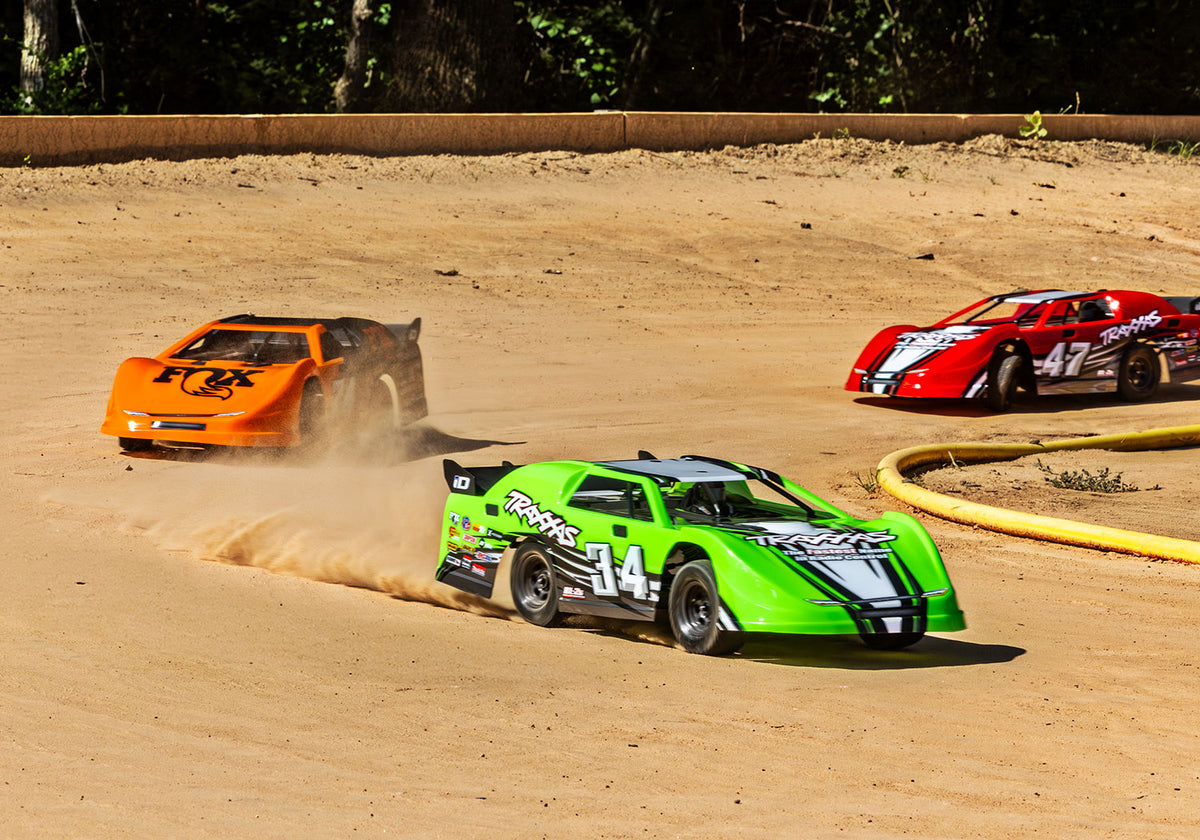 1/10 Slash Late Model BL-2s (Requires battery & charger): Green