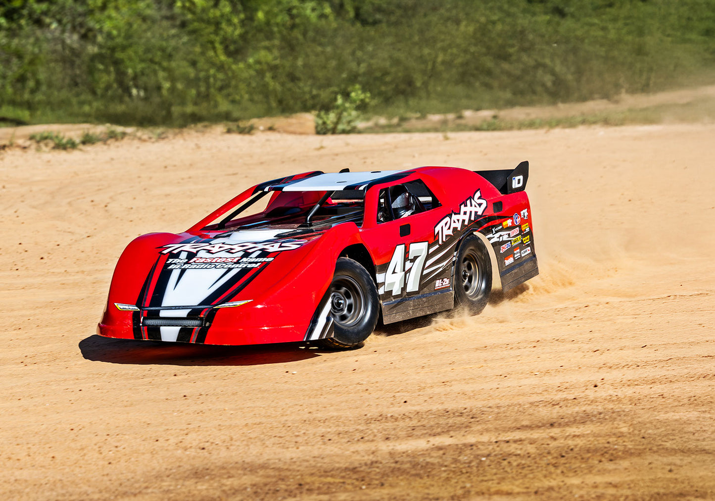 1/10 Slash Late Model BL-2s (Requires battery & charger): Red