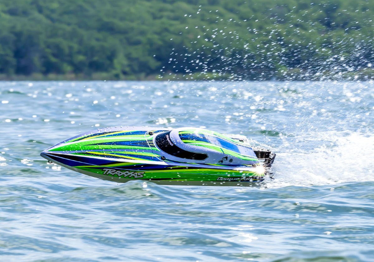 Disruptor, Self Righting 4S Race Boat Green :106064-4-Green
