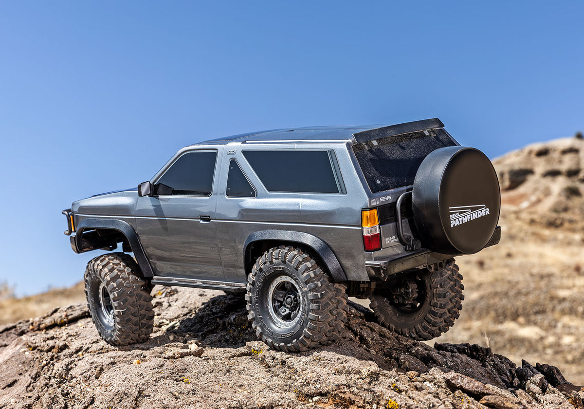 1/10 TRX-4 Sport, Nissan Pathfinder, RTD (Requires battery & charger) Clipless: Silver