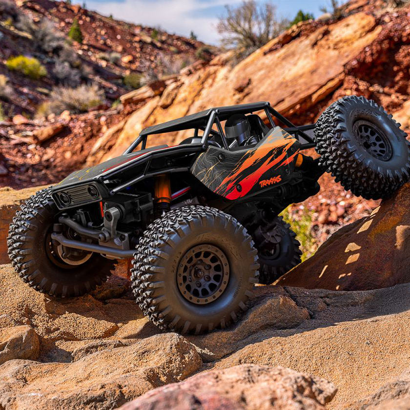 1/18 TXC-4M Extreme Crawler: Orange