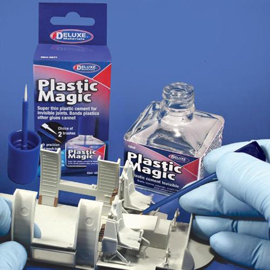 Deluxe Materials Plastic Magic Adhesive 40 ML (DLMAD77)