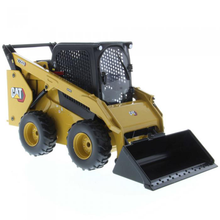 Load image into Gallery viewer, 1:16 Diecast RC Cat 272D3 Skid Steer Loader (W Bucket, Auger, Forks, and Broom)
