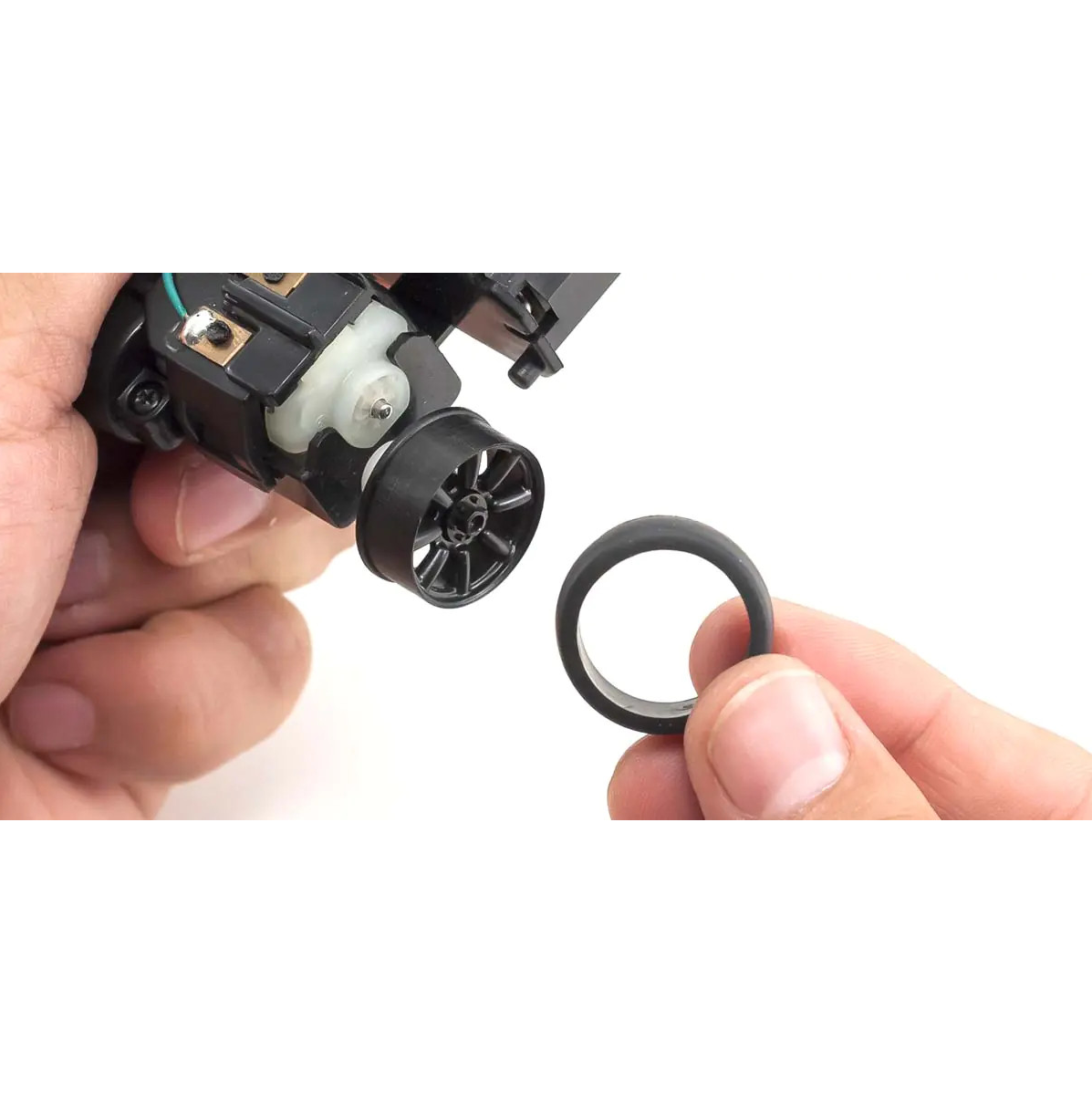 1/28 First Mini-Z Shelby Cobra Daytona