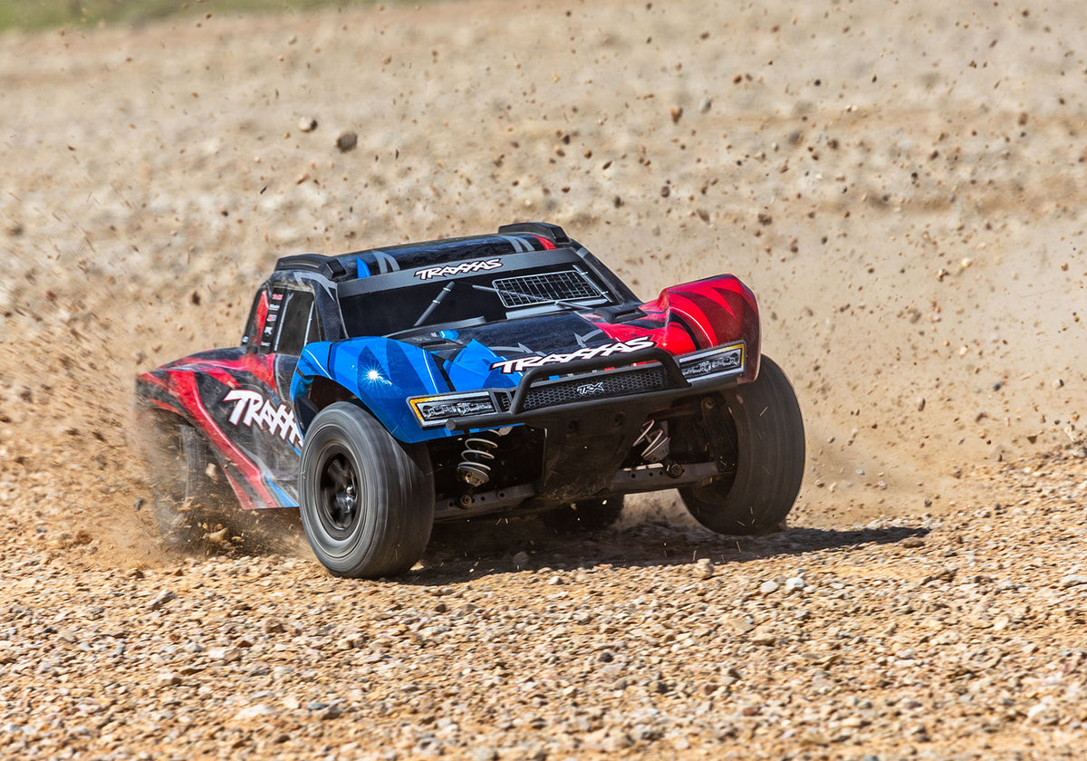 1/10 Slash 4x4, Brushless, SCT, RTR: Red