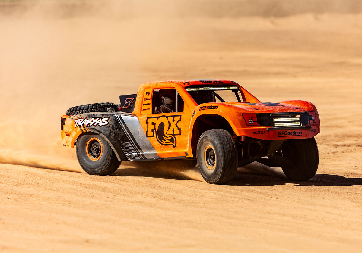 1/8 Unlimited Desert Racer, W/Lights 4WD, (Requires battery & charger): Orange/Black