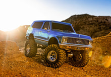 Load image into Gallery viewer, TRX-4 Chevrolet 1972 K5 Blazer High Trail Blue (Needs Battery &amp; Charger)

