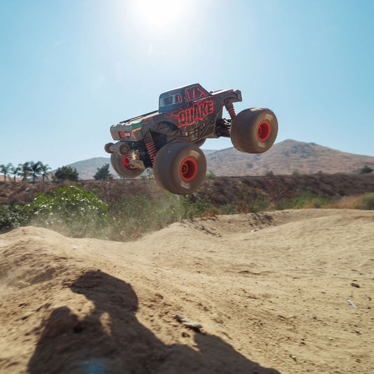 1/16 Quake GROM Small Scale 4x4 MT (Includes battery and charger) Red: ARA2137T1