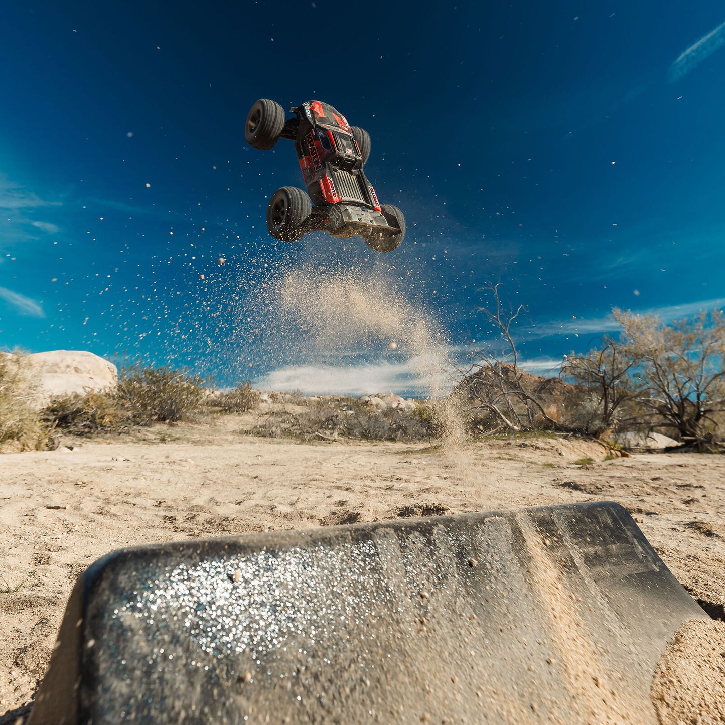 1/16 Mini KRATON 3S DSC 4X4 Brushless Speed Truck , Black/Red (Needs battery and charger):ARA250