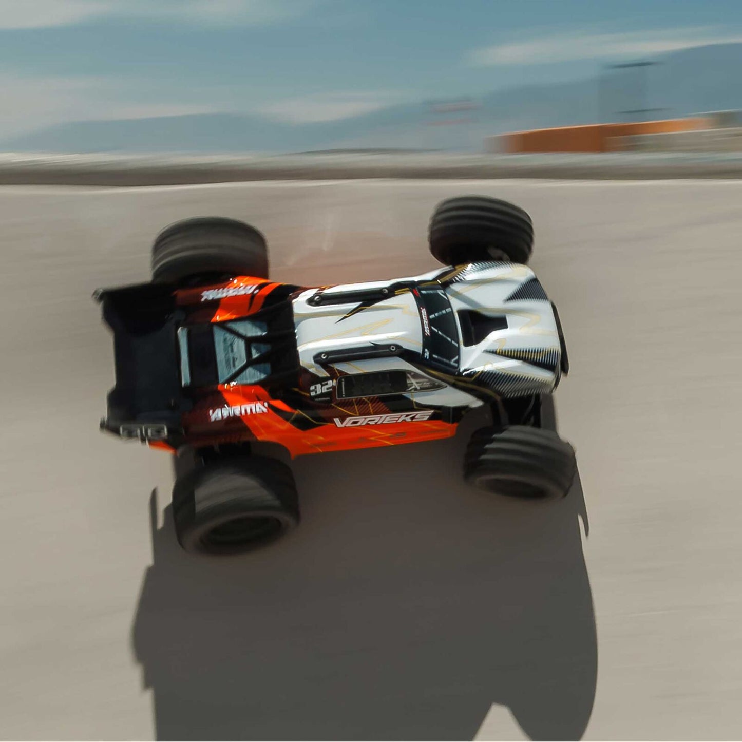 1/10 VORTEKS 2wd w/battery & charger Orange: ARA3205ST1