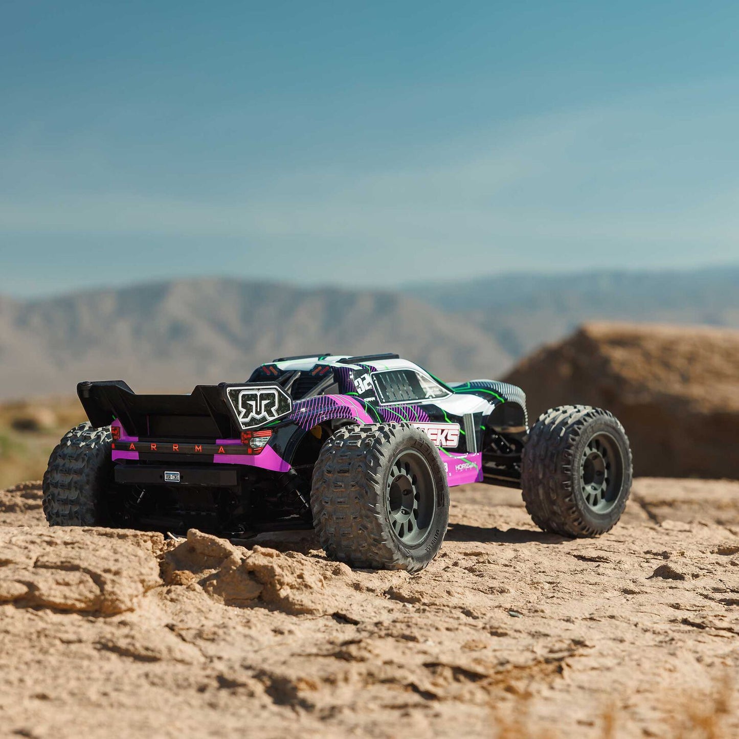 1/10 VORTEKS 2wd w/battery & charger Purple: ARA3205ST2