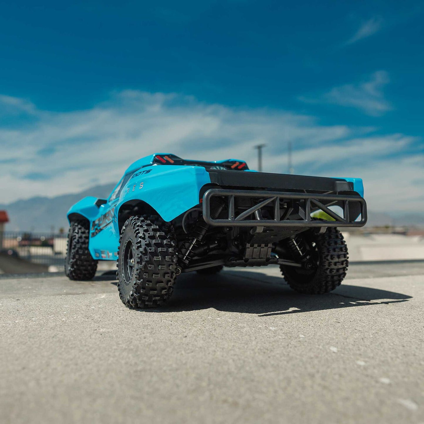 1/10 FURY 2wd w/battery & charger Blue: ARA3221ST2