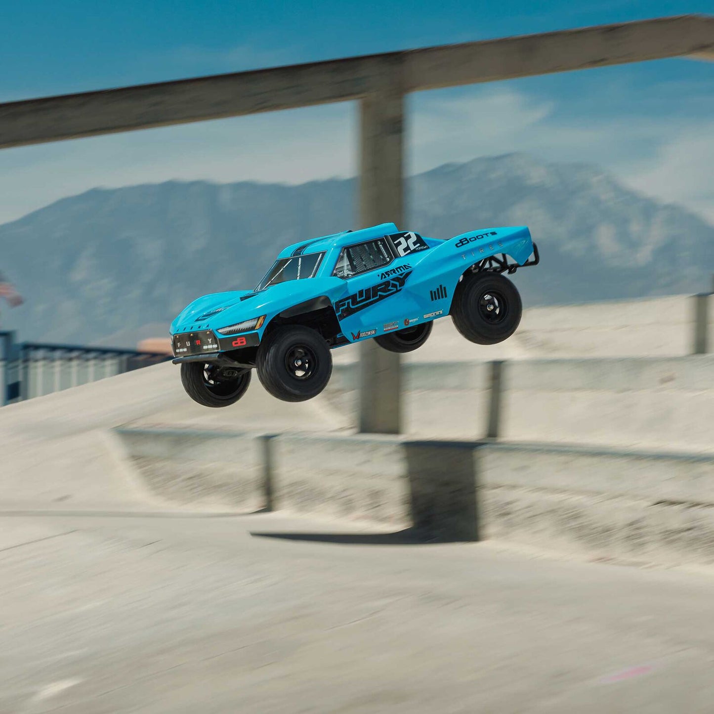 1/10 FURY 2wd w/battery & charger Blue: ARA3221ST2