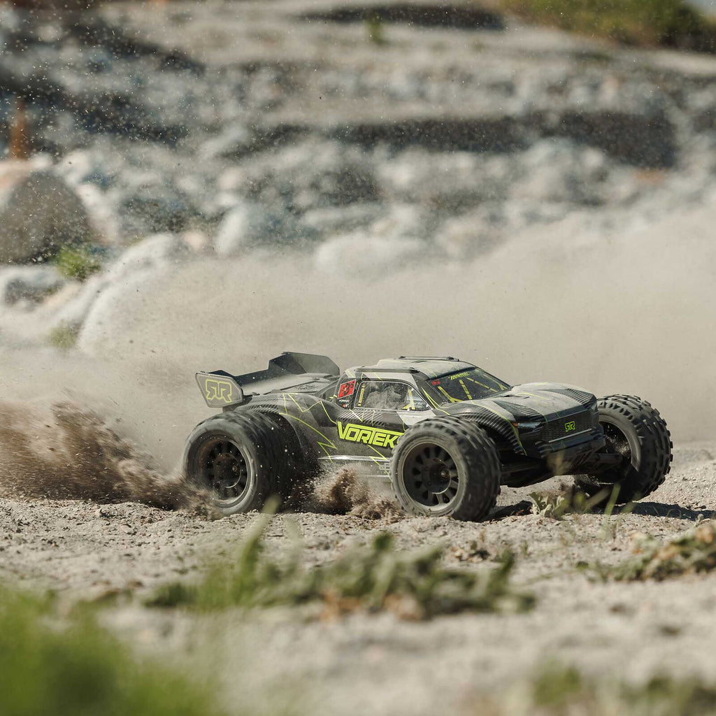 ARRMA 1/10 VORTEKS 223S DSC 2WD RTR Brushless Stadium Truck, Yellow: ARA3505T1