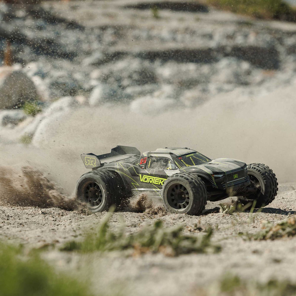ARRMA 1/10 VORTEKS 223S DSC 2WD RTR Brushless Stadium Truck, Yellow: ARA3505T1