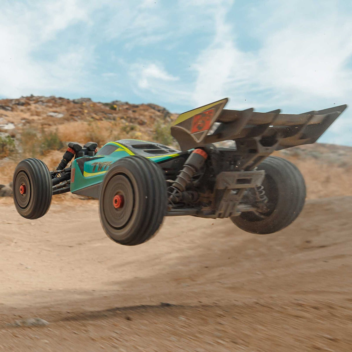 1/8 TYPHON 223S 4X4 Buggy RTR (Requires battery & charger): Green: ARA4306V4T1