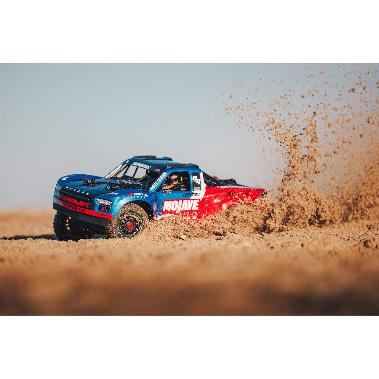 1/8 Mojave 4S 4WD BLX: (Requires battery & charger): Blue/Red: ARA4404T2