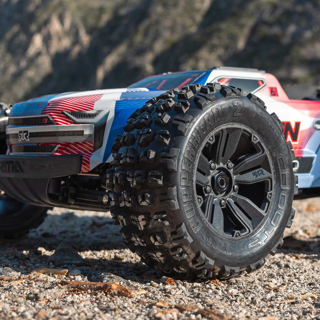 ARRMA 1/8 Kraton 6S, 4WD, BLX (Requires battery & charger): (Blue/Red) (ARA8608V6T4)