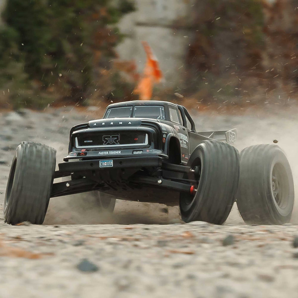 ARRMA 1/8 Notorious 6S, 4WD, BLX V6 Stunt Truck (Requires battery & charger): Black (ARA8611V6T1)
