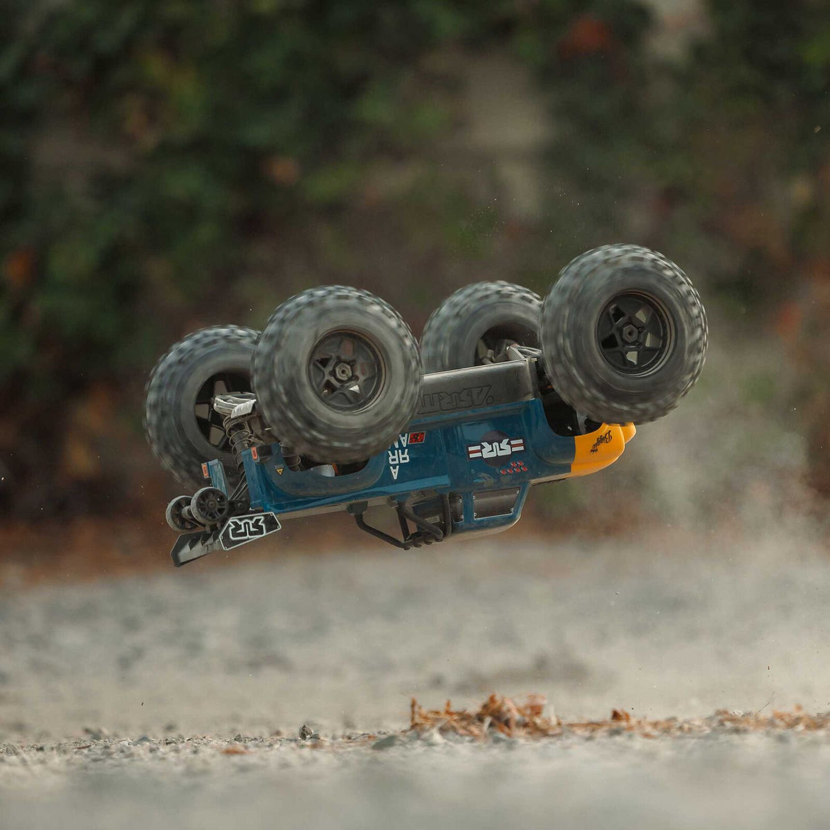 ARRMA 1/8 Notorious 6S, 4WD, BLX V6 Stunt Truck (Requires battery & charger): Blue (ARA8611V6T2)