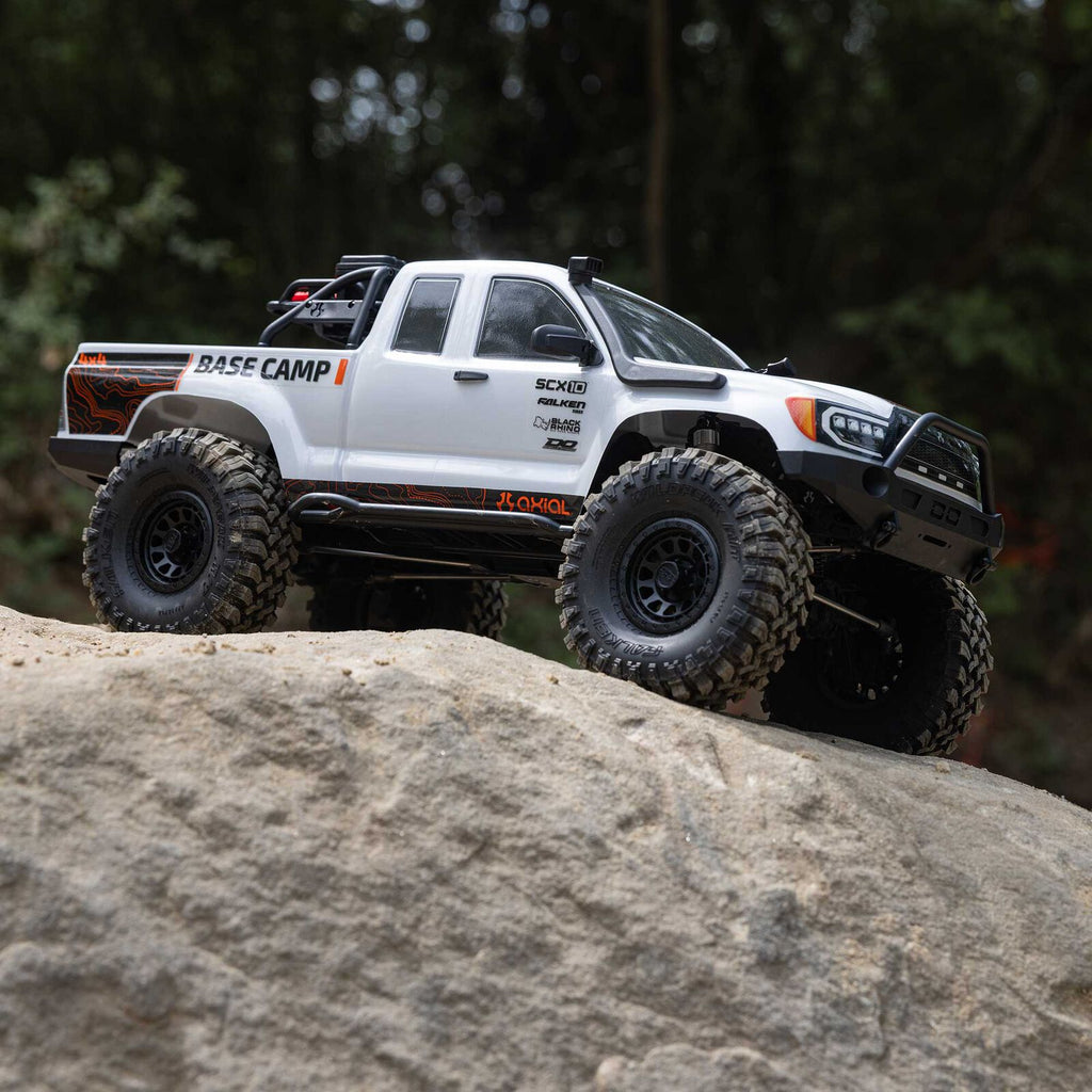 1/10 4wd SCX10 III Base Camp RTR: White