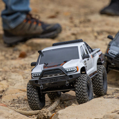 1/10 4wd SCX10 III Base Camp RTR: White