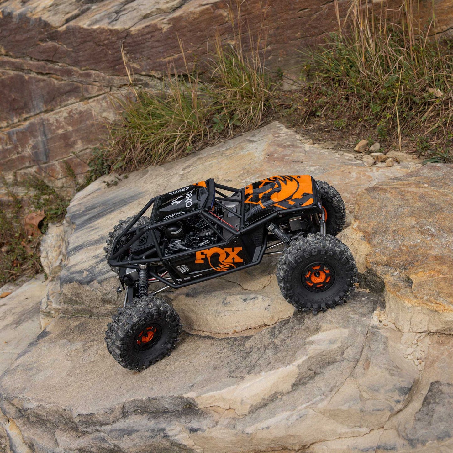 1/10 UTB10 Capra 1.9 4WS 4X4 RTR Brushed Rock Crawler: Orange
