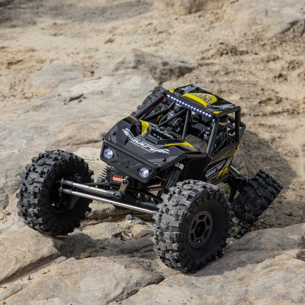 Axial 1/10 UTB10 Capra 1.9 4WS 4x4 RTR Brushed Rock Crawler: Yellow (AXI-1543T2)