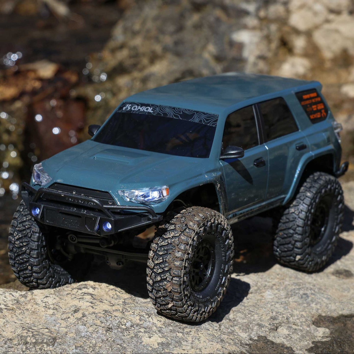 1/24 SCX24 Toyota 4 Runner 4X4 RTR Rock Crawler (Battery & Charger Included), Gray