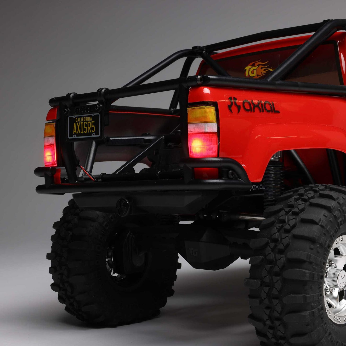 1/10 SCX10 III 1987 Toyota SR5 4X4 RTR Rock Crawler Red