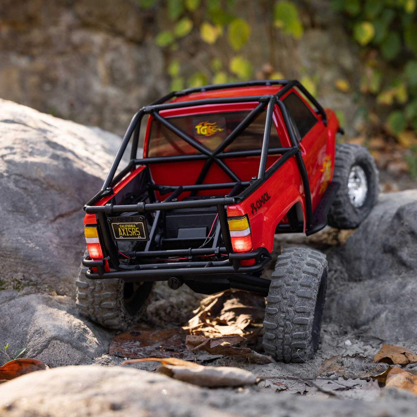1/10 SCX10 III 1987 Toyota SR5 4X4 RTR Rock Crawler Red