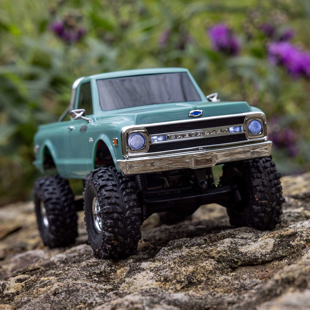 1/30 SCX30 Chevrolet K10 4X4 RTR Rock Crawler (Battery & Charger Included), Green