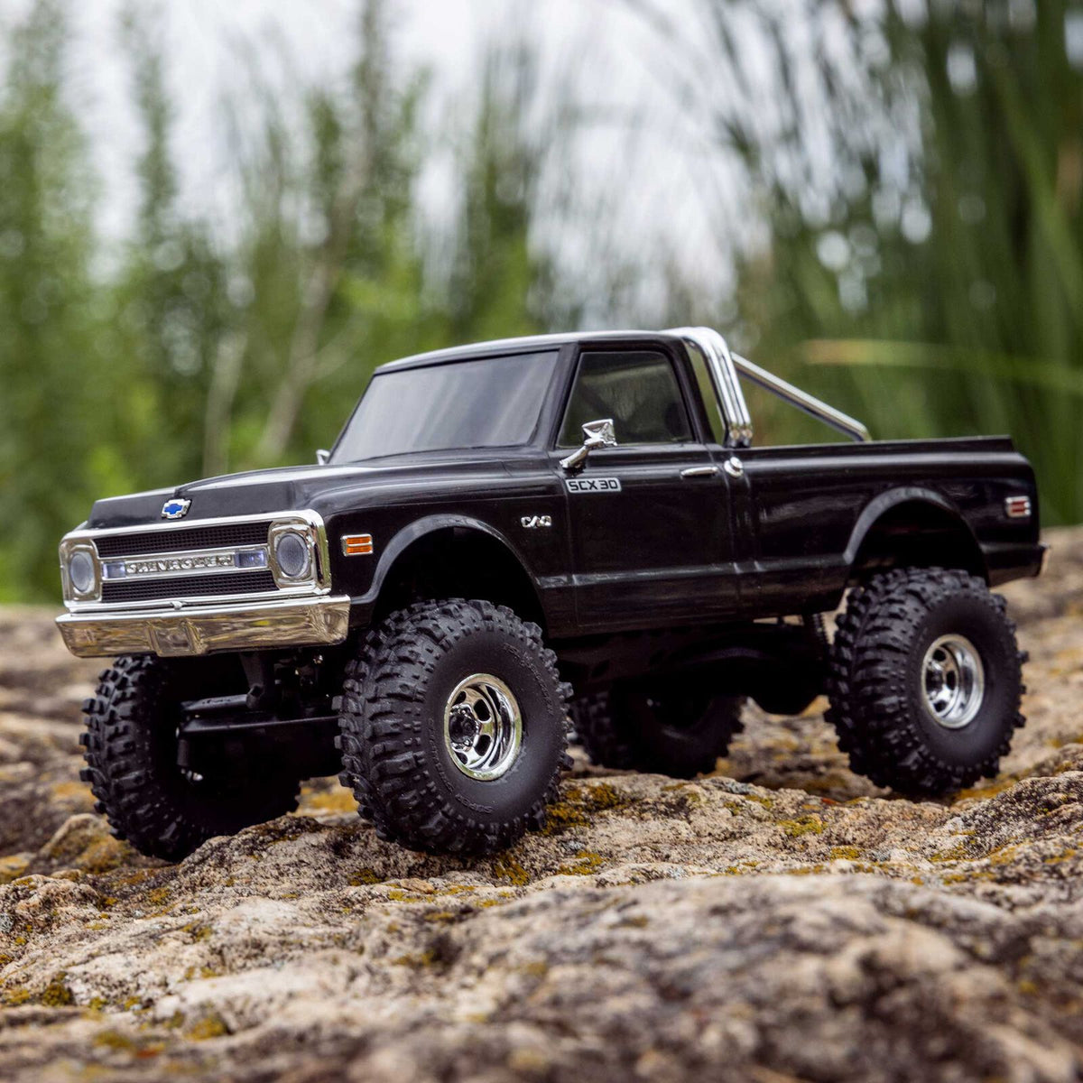 1/30 SCX30 Chevrolet K10 4X4 RTR Rock Crawler (Battery & Charger Included), Black