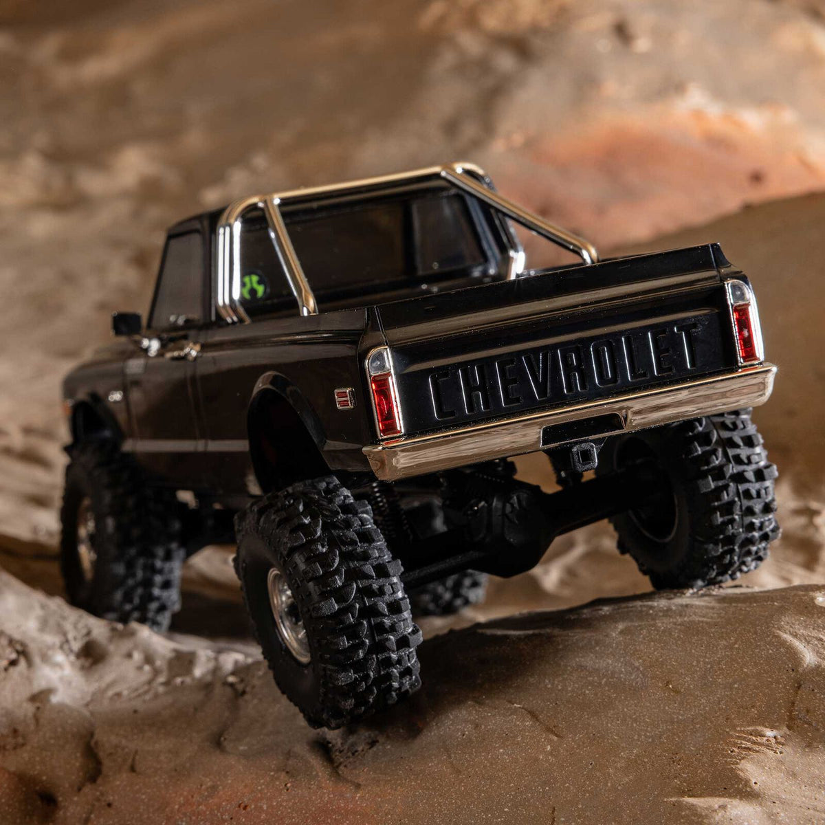 1/30 SCX30 Chevrolet K10 4X4 RTR Rock Crawler (Battery & Charger Included), Black