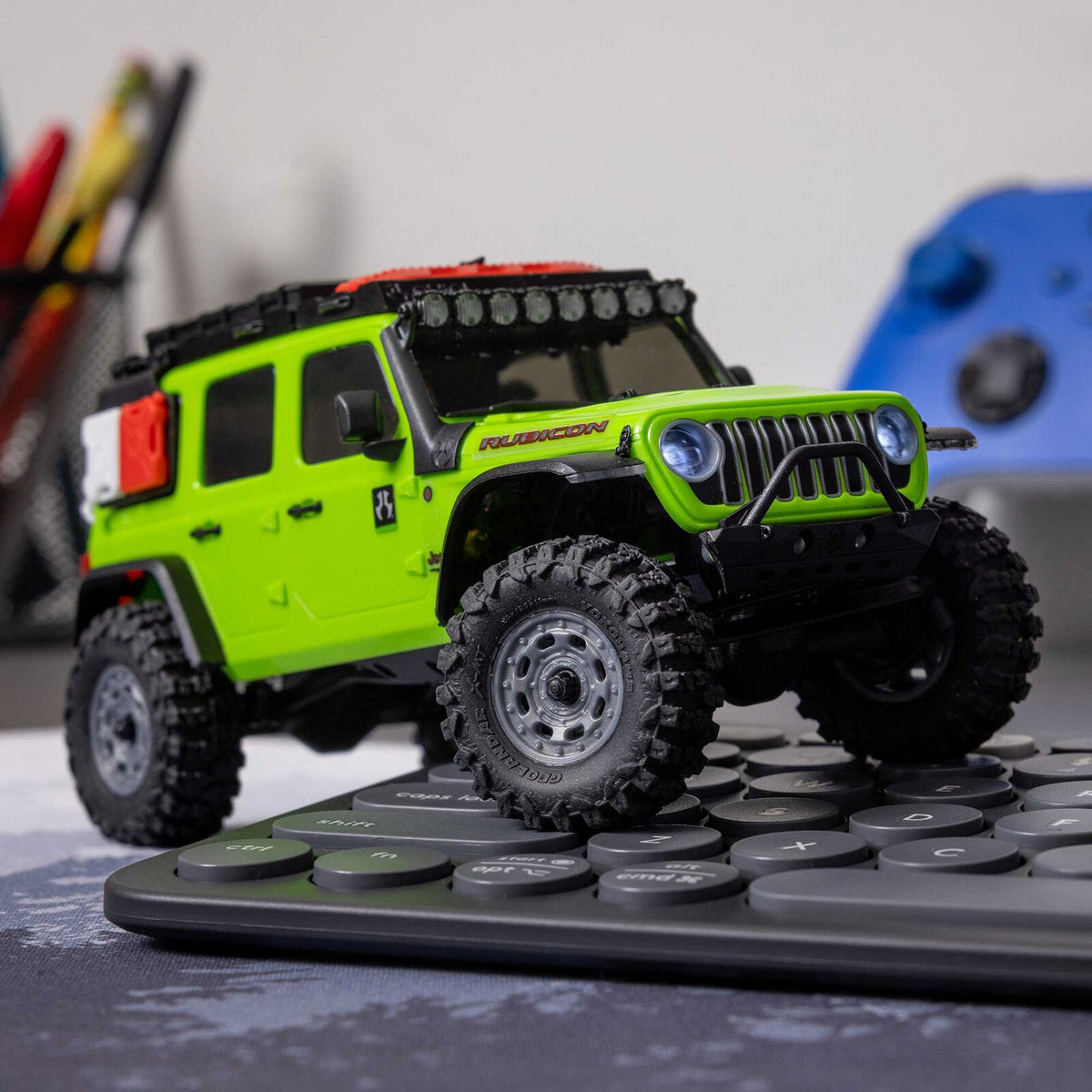 1/30 SCX30 Jeep Wrangler JLU 4X4 RTR Rock Crawler (Battery & Charger Included), Green