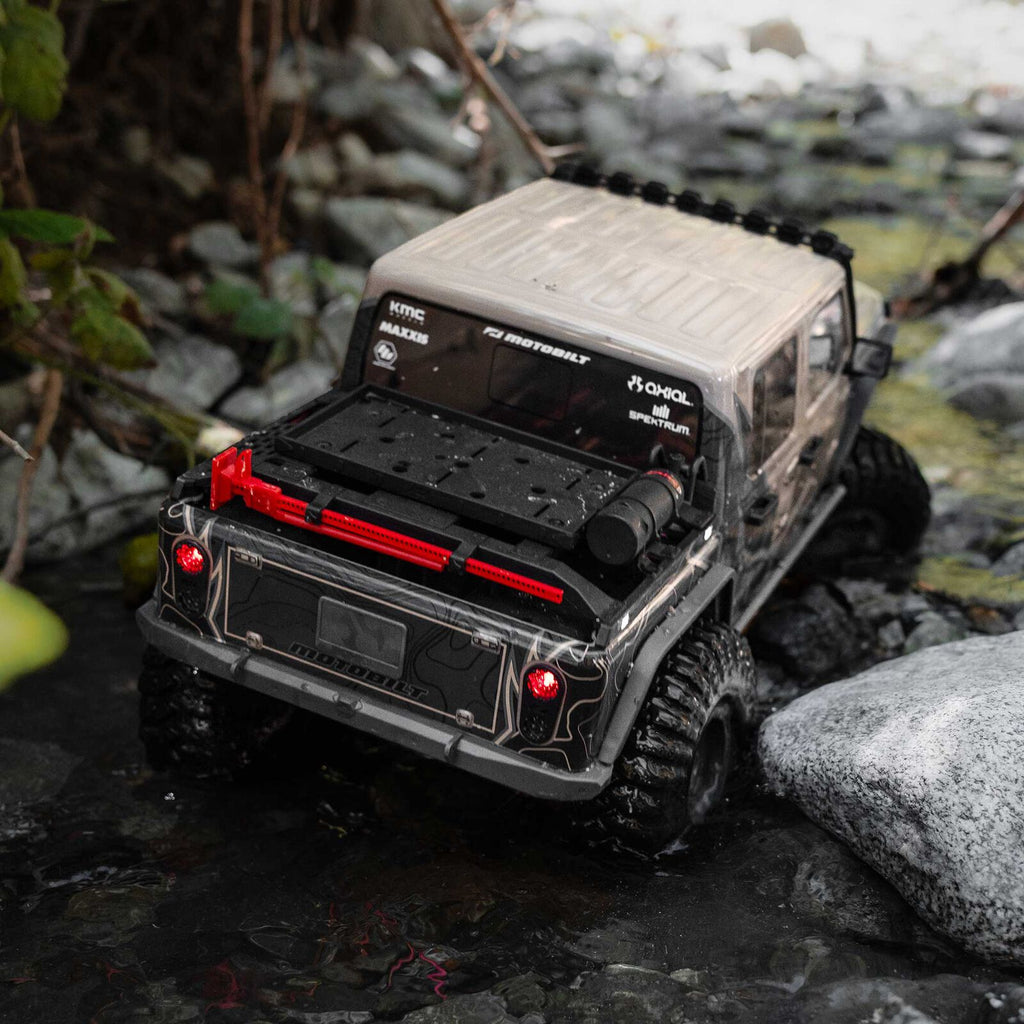 1/10 Axial SCX10 III Jeep JT Gladiator 4X4 RTR Brushed Rock Crawler, Tan