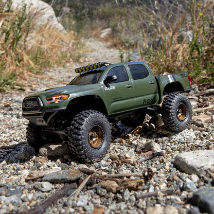 1/30 SCX30 Toyota Tacoma TRD Overland Edition RTR Rock Crawler (Battery & Charger Included), Green