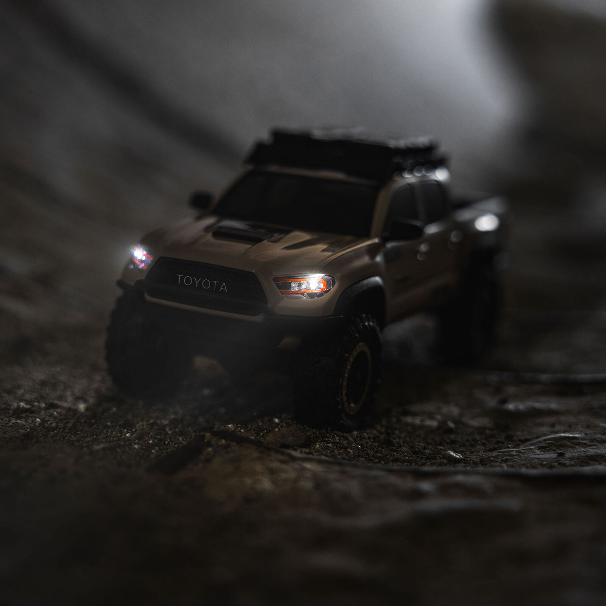 1/30 SCX30 Toyota Tacoma TRD Overland Edition RTR Rock Crawler (Battery & Charger Included), Tan