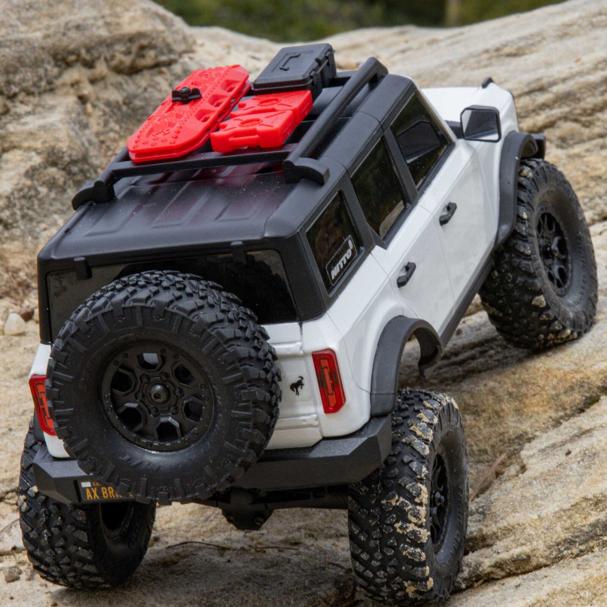 1/24 SCX24 Ford Bronco 4X4 RTR Brushed Rock Crawler White (w/Battery & Charger)