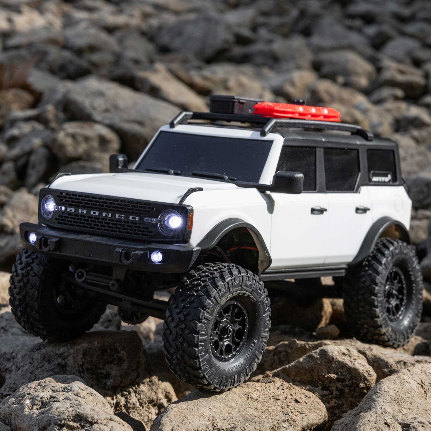 1/24 SCX24 Ford Bronco 4X4 RTR Brushed Rock Crawler White (w/Battery & Charger)
