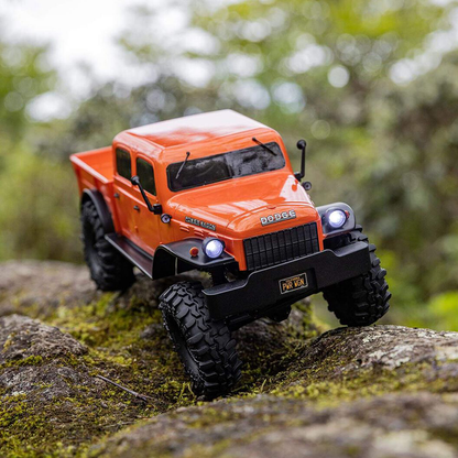 1/24 SCX24 1940’s Dodge Power Wagon RTR (Includes batttery & charger): Orange