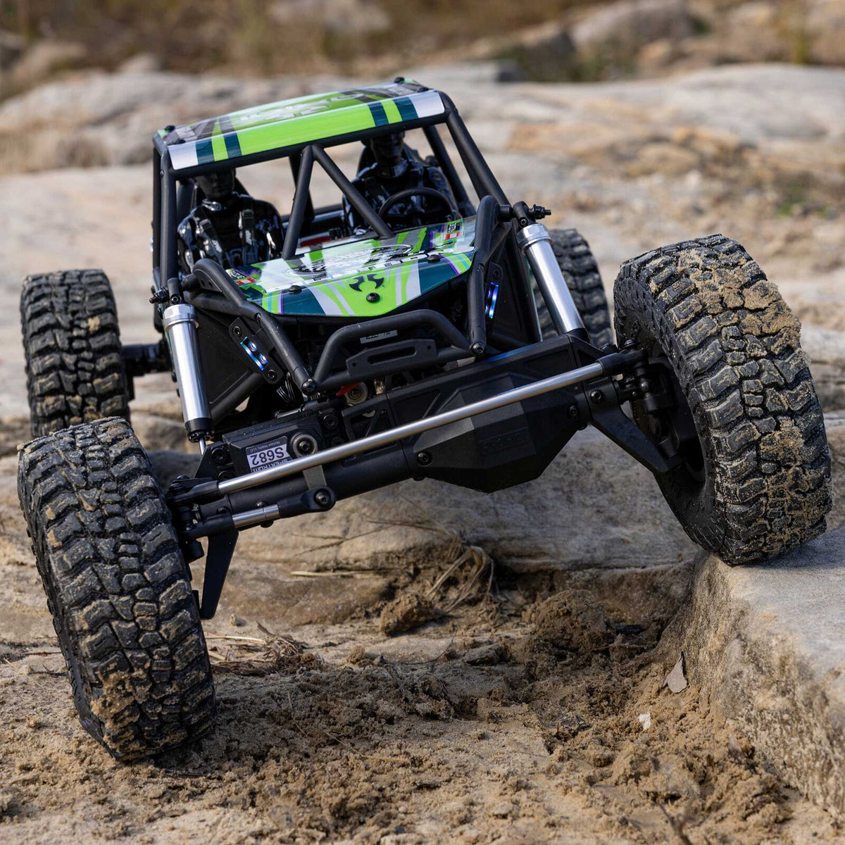 1/8 AXP8 Gilamon 2.2 4WD RTR: Green
