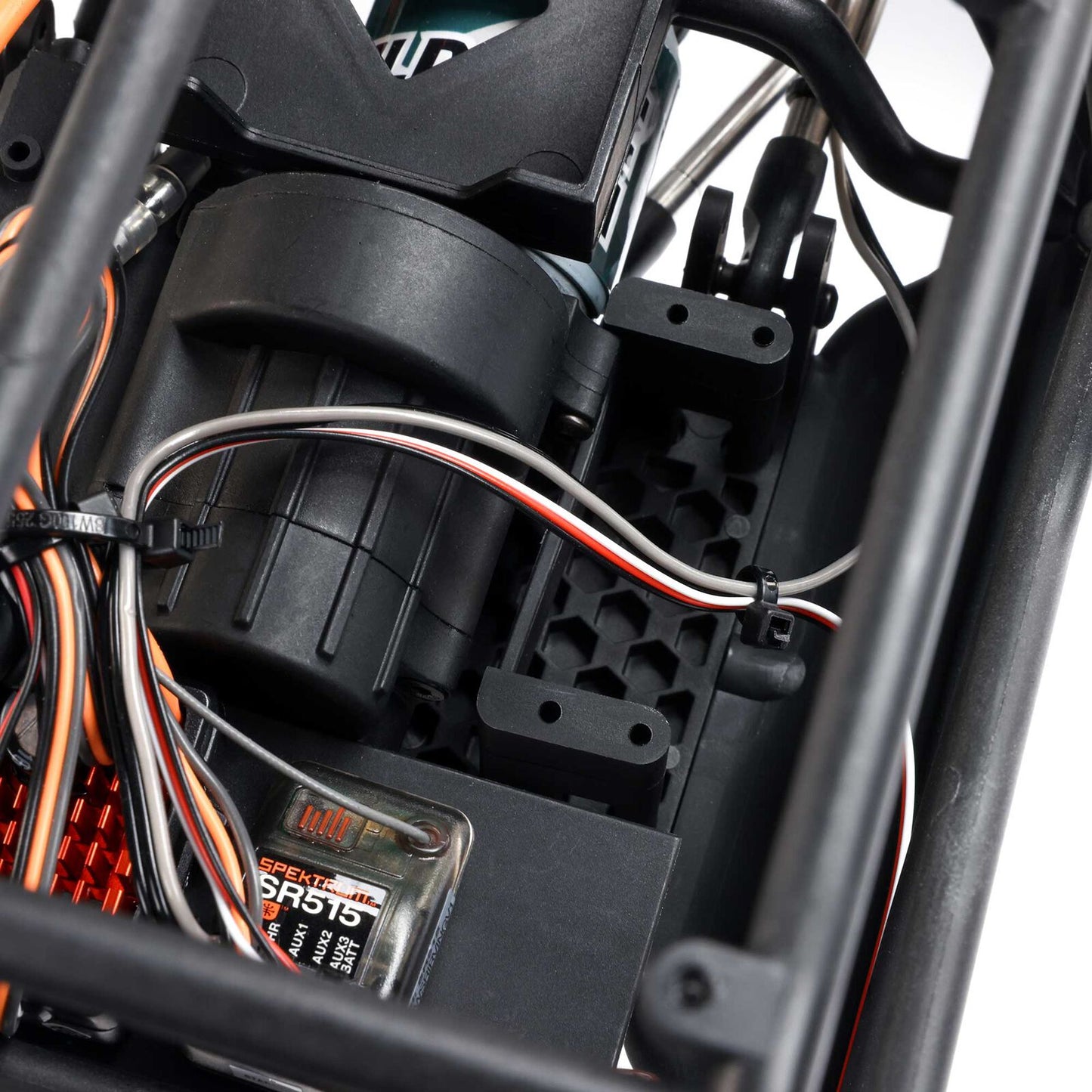 1/8 AXP8 Gilamon 2.2 4WD RTR: Red