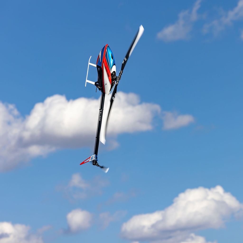 Blade Fusion 700 Kit with Motor and Blades (Needs Battery & Charger) (BLH13075)