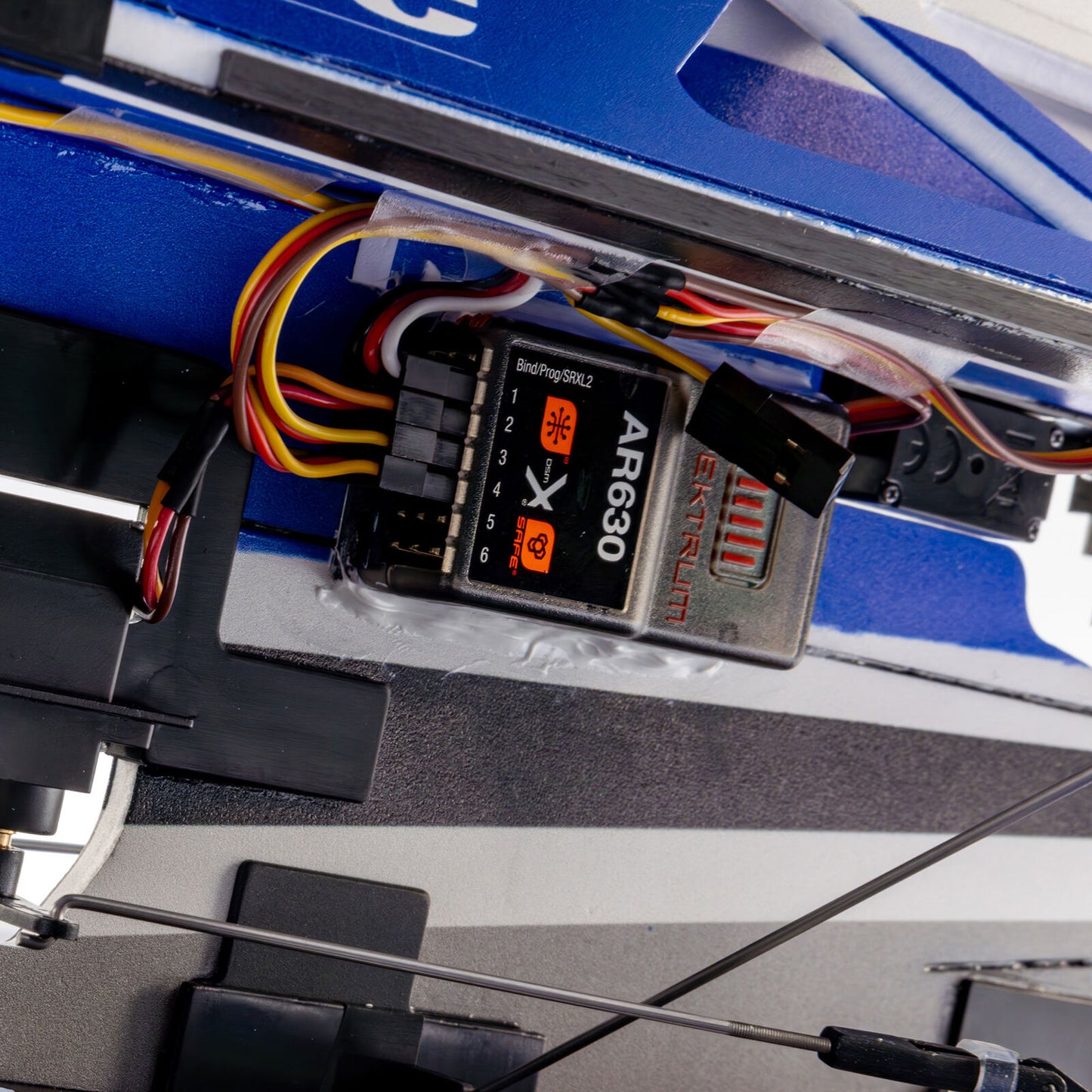 4-Site 3D 800mm BNF Basic with AS3X and SAFE Select :EFL02950