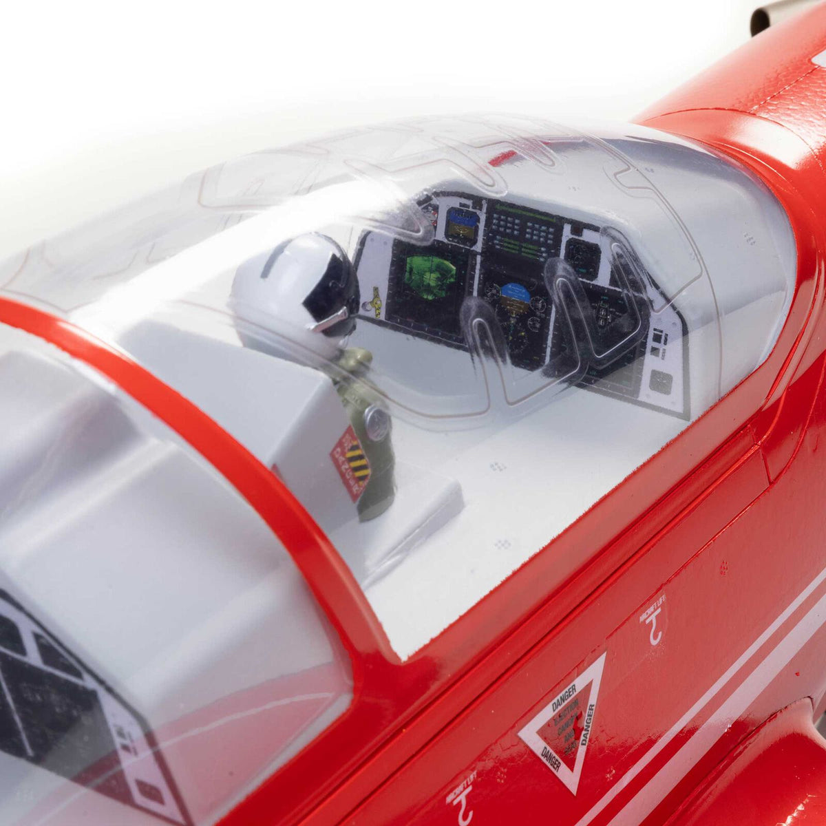 Pilatus PC-21 1.3m (1.45m L) BNF Basic