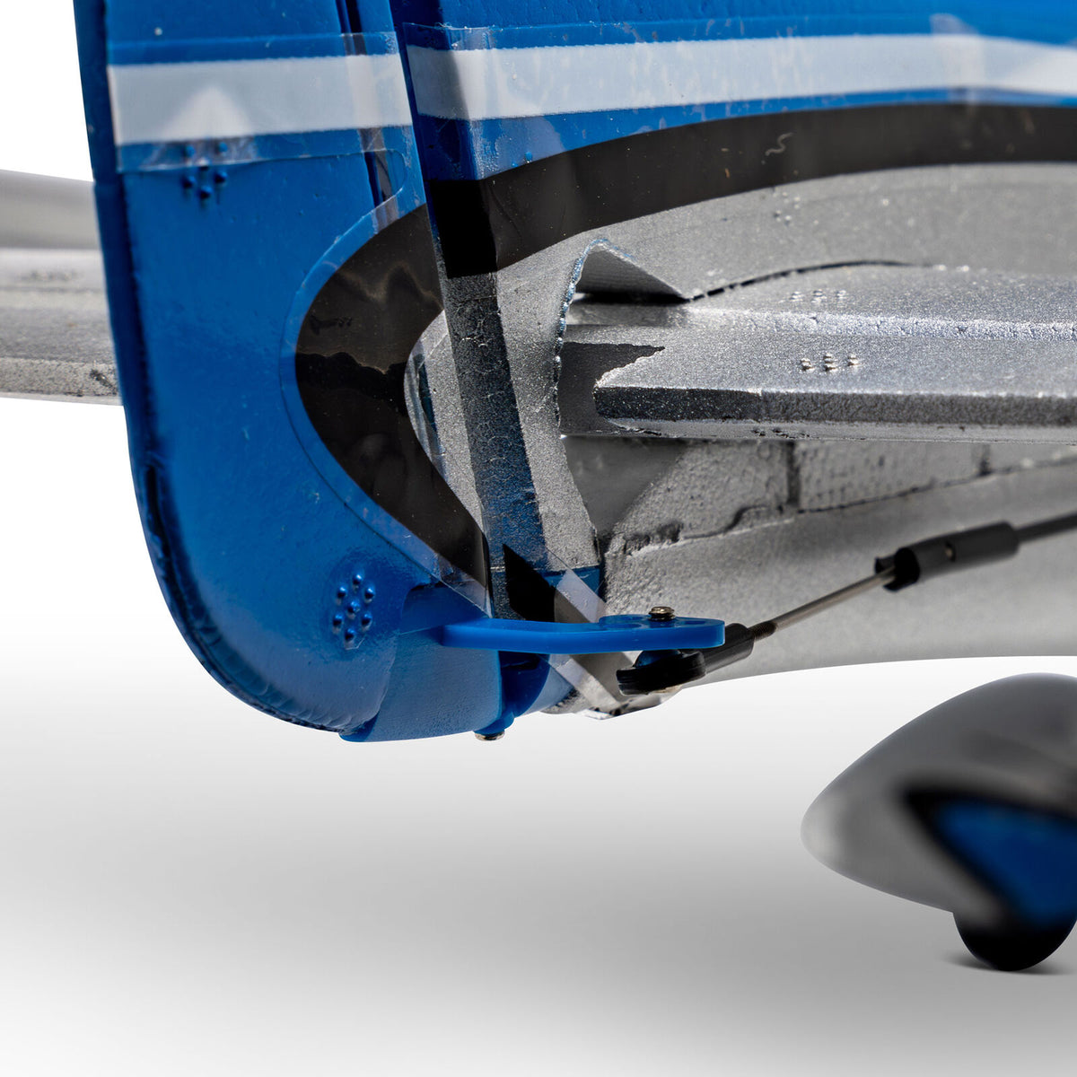 UMX Cirrus SR22T BNF Basic