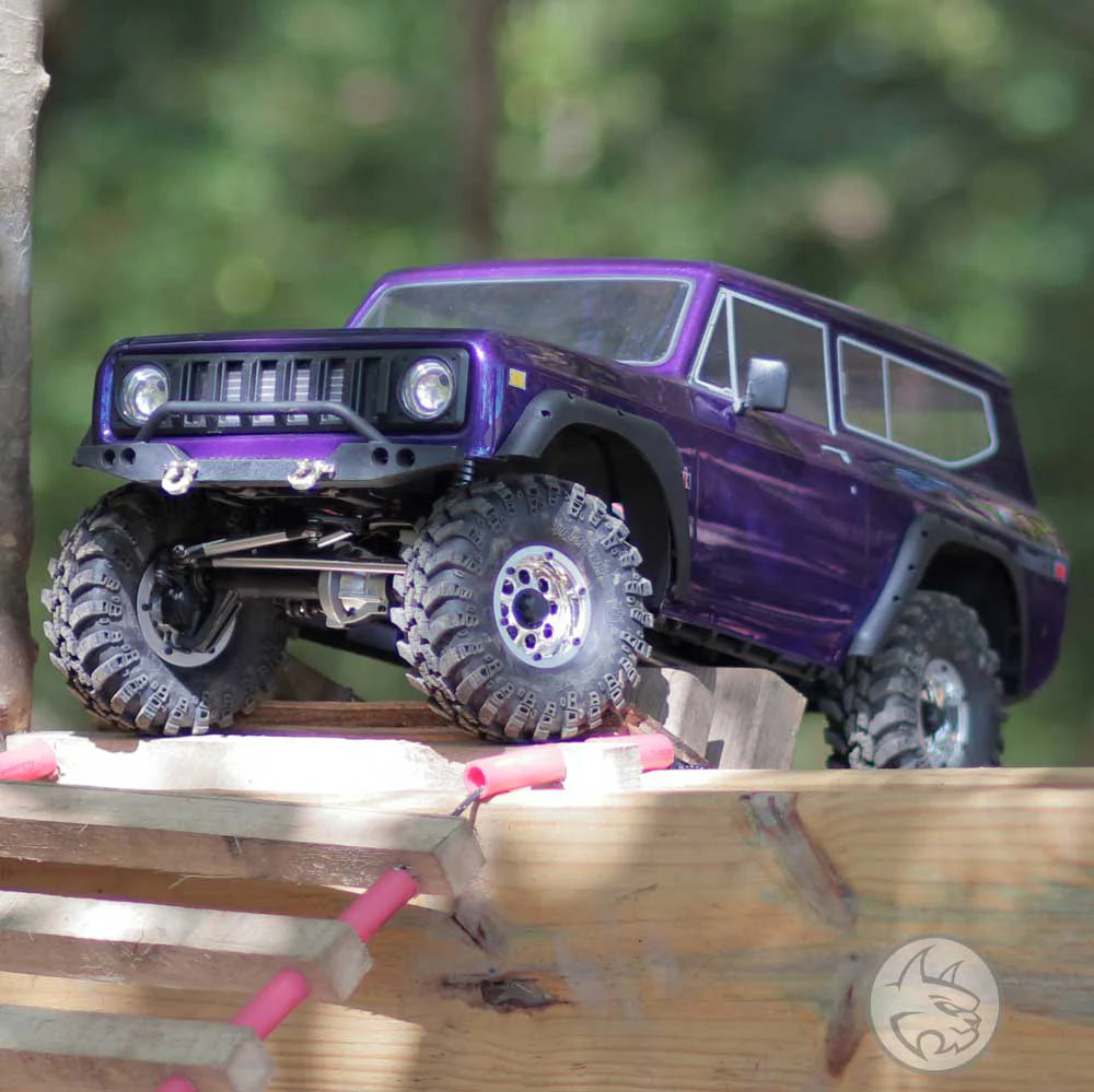 1/10 Gen8 V2 International Harvester Scout II: Purple (Requires battery & charger)